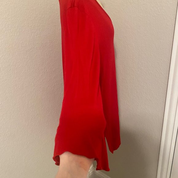 Inchanted Red 3/4 Sleeve Top - Picture 9 of 12